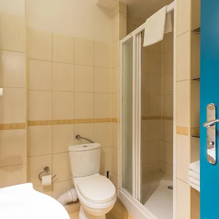 Cichy Zakatek Obok Fontanny Neptuna Apartman *