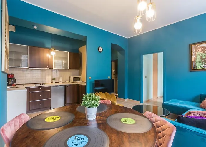 Cichy Zakatek Obok Fontanny Neptuna Gdańsk